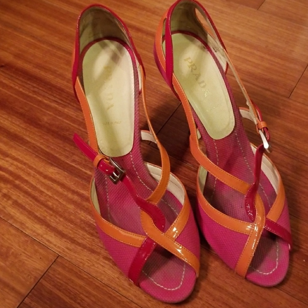 PRADA open toe fuscia heels. 41.